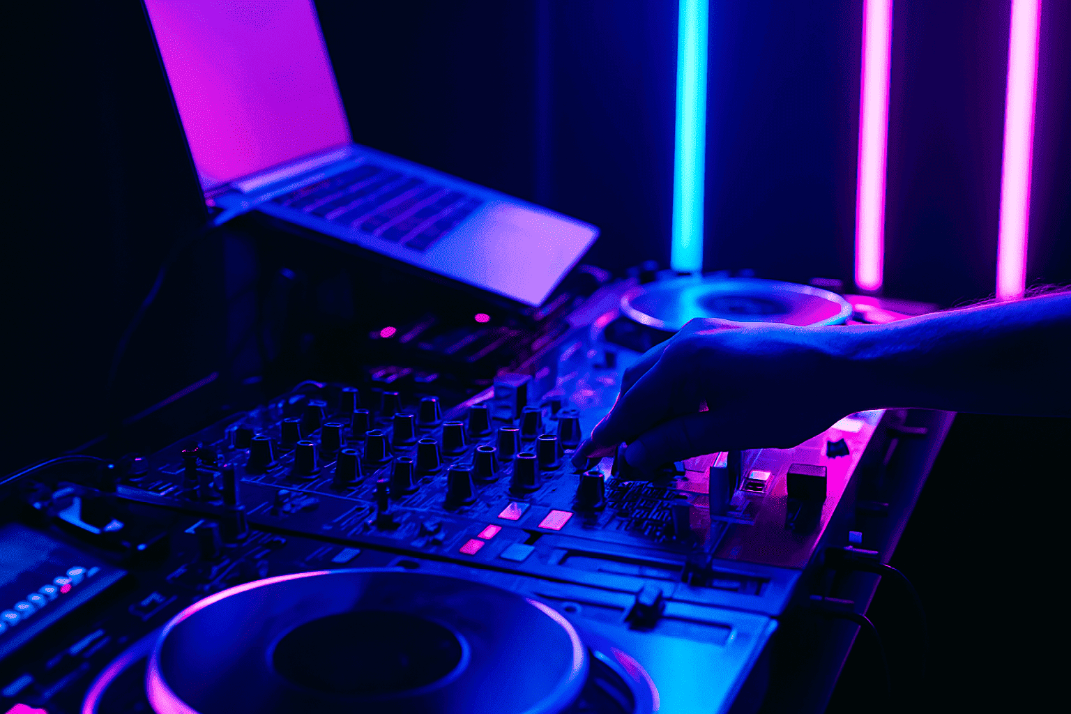 Mixcloud Marketing Mixcloud Marketing